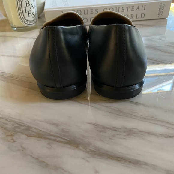 New Everlane modern flat (10) - Picture 4 of 4